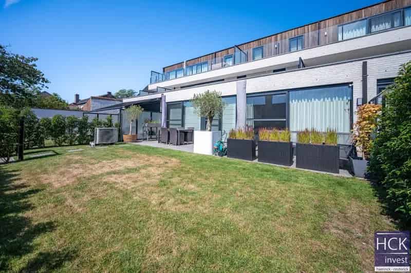 Luxueus Appartement te Koop Kruishoutem