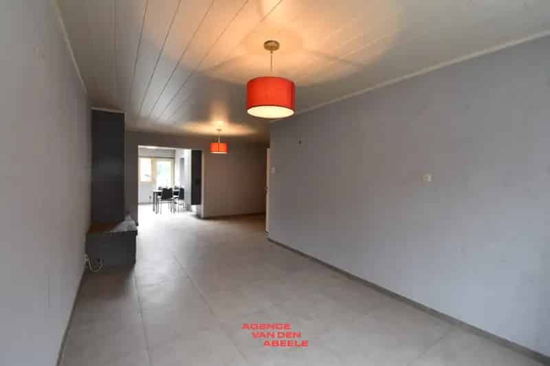 Huis te huur Brugge: 2 slaapkamers, tuin en nabij winkels