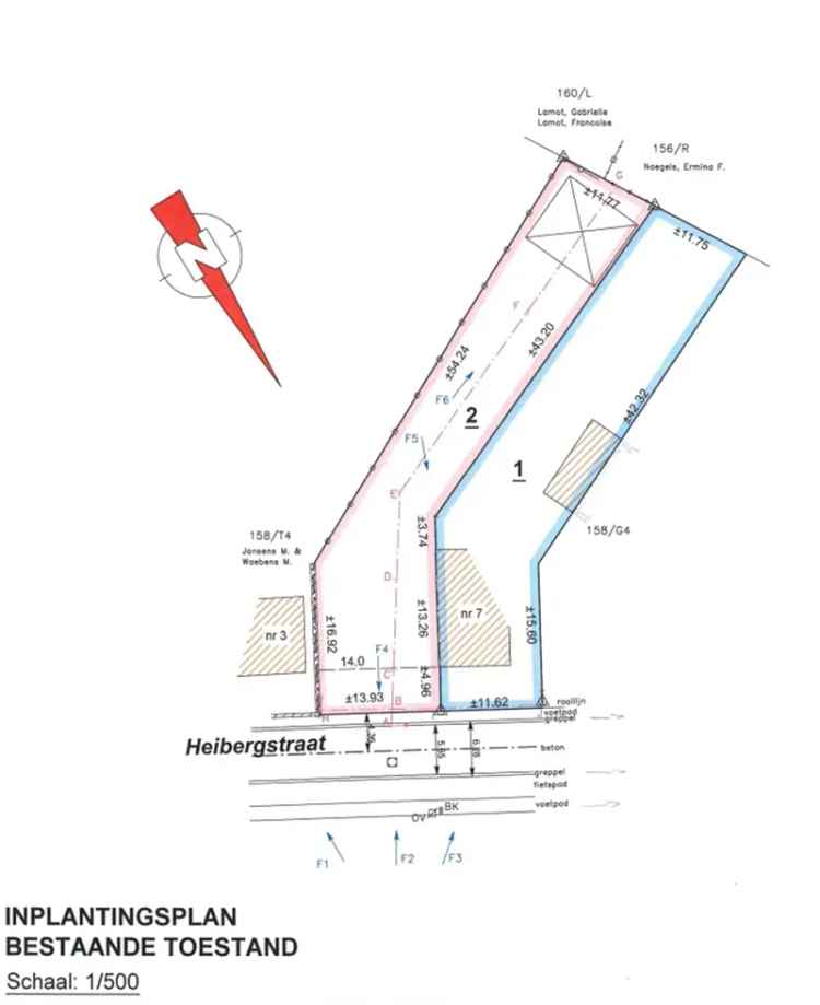 Bouwgrond voor halfopen bebouwing met een gevelbreedte van 11m