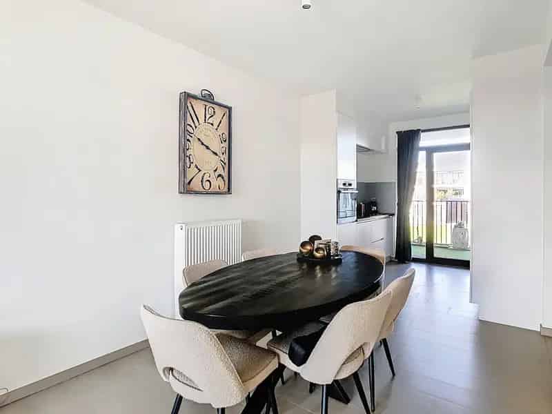 Lichtrijk Appartement 2 Terrassen Kruibeke Te Huur