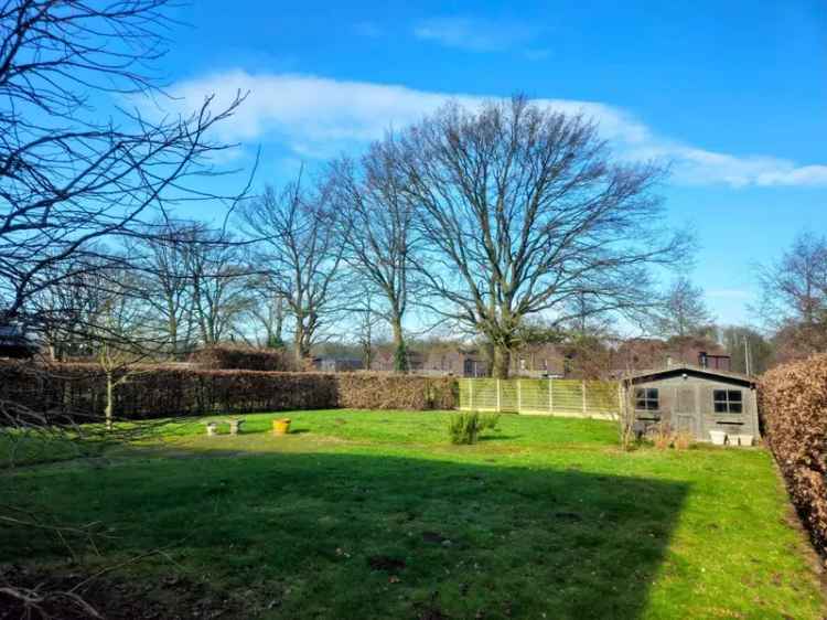 Huis te huur in Tessenderlo met grote tuin en comfortabele inrichting