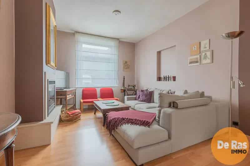 Rijwoning GIJZEGEM - Centrale ligging - Tuin - 2 slaapkamers