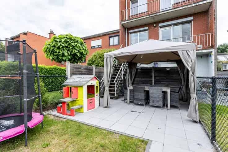 Appartement te Koop Brasschaat 2 Slaapkamers Tuin Garage