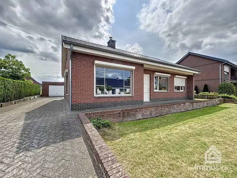 Gelijkvloerse Bungalow te huur Bocholt 1079m²