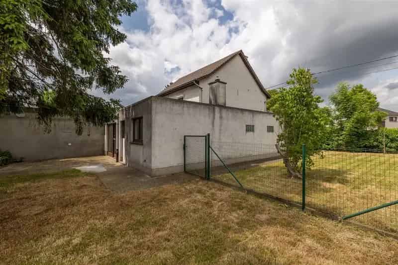 2 Slaapkamers 1114m2 Perceel Landbouwgrond