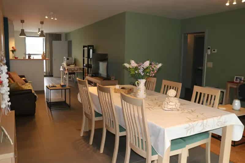 Appartement te huur 2 slaapkamers terras 108m²