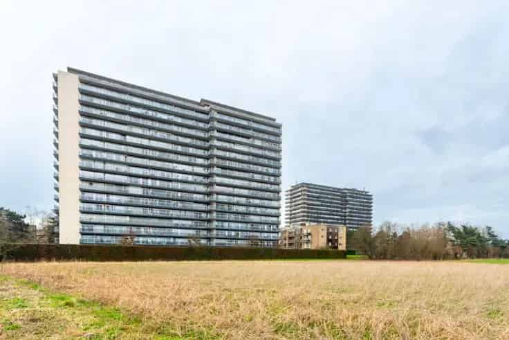 Appartement Te Koop  3 Slaapkamers  Renovatiepotentieel