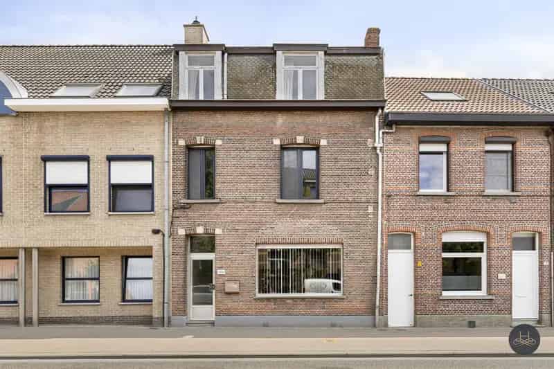 Huis te koop Rumst: Ruime gezinswoning met 5 kamers en tuin