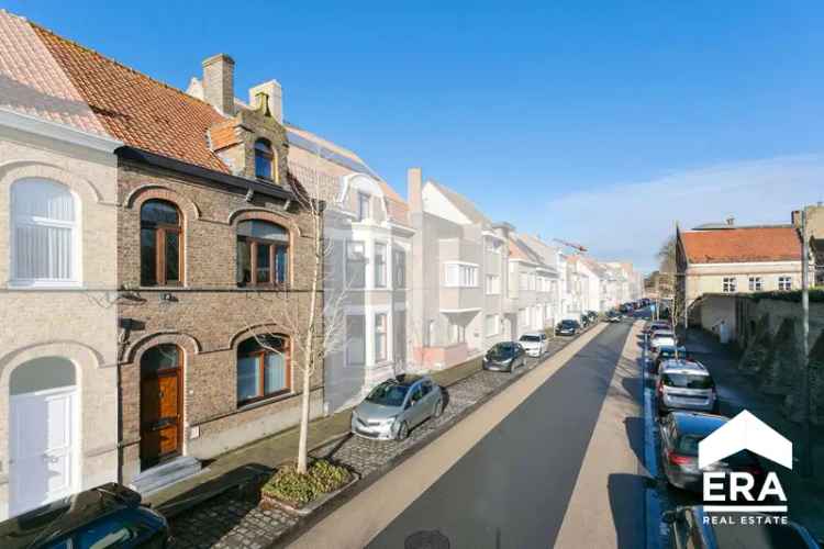 Huis te koop in Veurne met 3 slaapkamers en tuin bij Vaubanpark