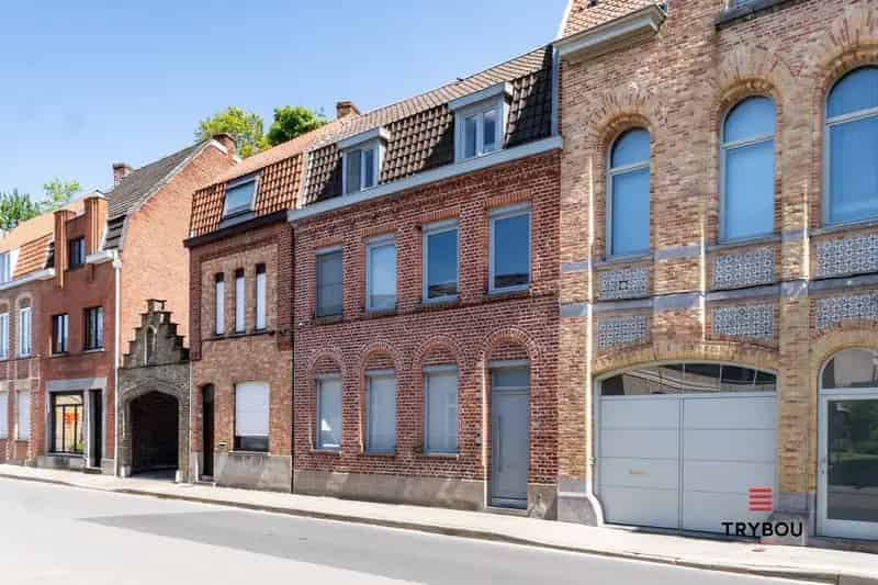 Instapklare Stadswoning Ieper Centrum Nabij Menenpoort