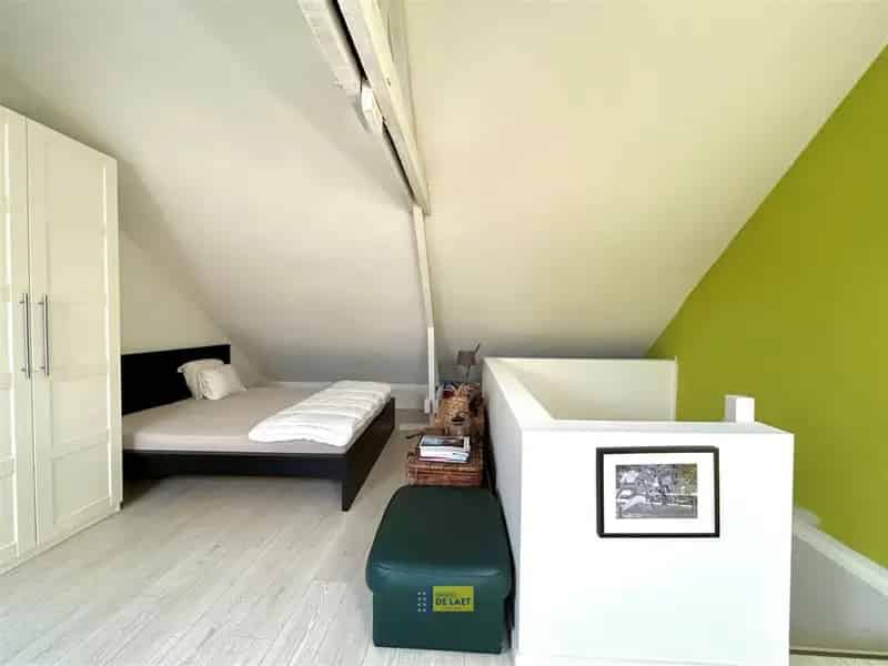 Gerenoveerde woning met 3 slaapkamers en zonnige tuin te Ekeren