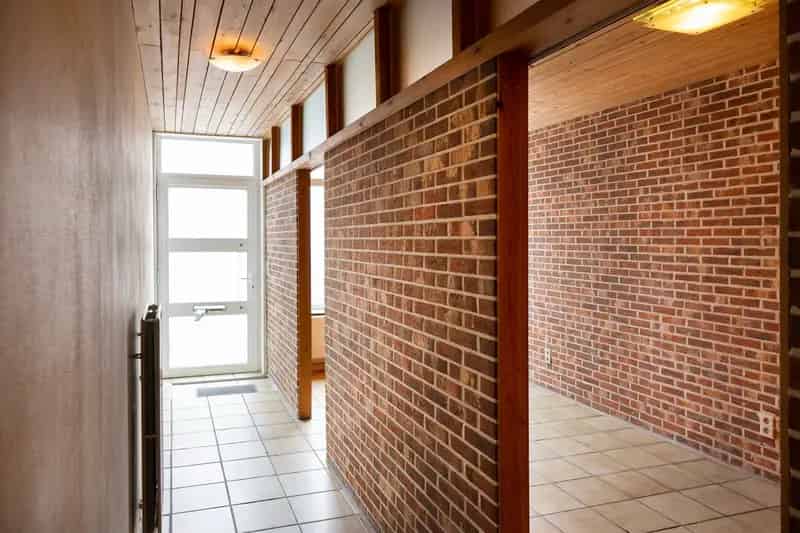 Huis te huur Bissegem: Ruime Rijwoning met Tuin en Garage