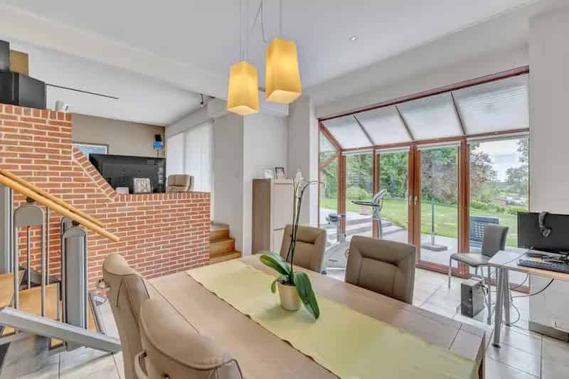 Huis te huur Pollare: Instapklare woning met 4 slaapkamers en tuin