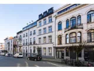Gelijkvloers Appartement Elsene 3 slaapkamers Tuin Terras