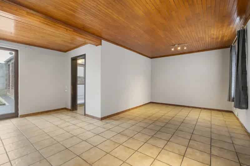 Huis te koop Impe 3 slaapkamers garage renovatieproject