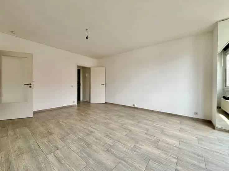 Studio te Koop Sint-Gilles - Ideaal eerste aankoop of investering