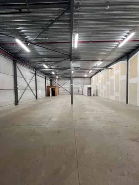Magazijn te Huur Oostende Nabij Centrum en E40