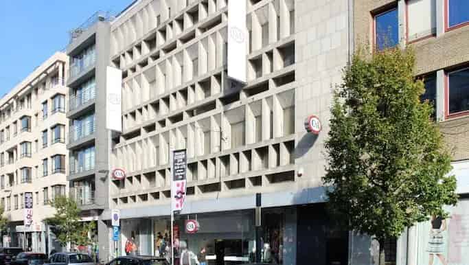 Handelspand 2000m² te koop Kortrijk