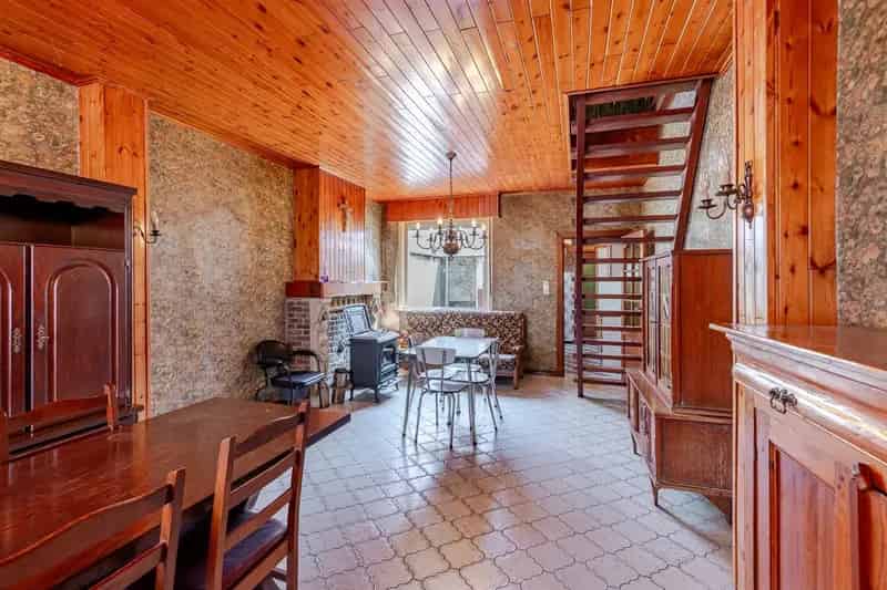 Te renoveren woning met potentieel