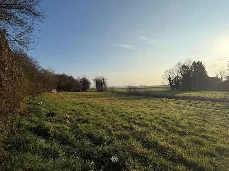 Bouwgrond te koop met uniek uitzicht in Popuelles