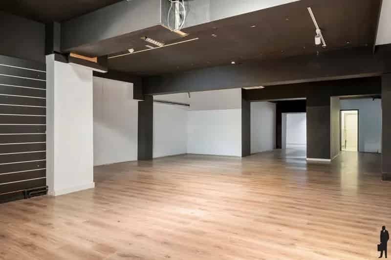 Handelspand 180m² - Ruim gelijkvloers
