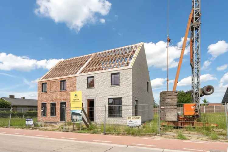 Landelijke, halfopen woning