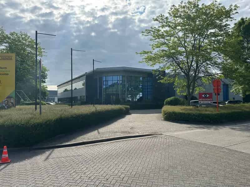 Te Huur Veelzijdig Bedrijfspand Wommelgem