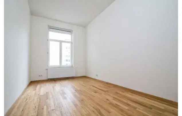 Huur 2 Slaapkamer Appartement 85m² Brussel Belliard