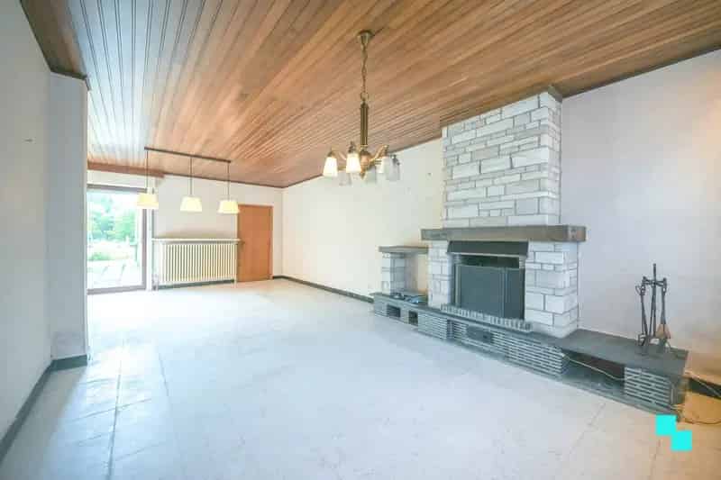 Woning met schuurloods te Desselgem