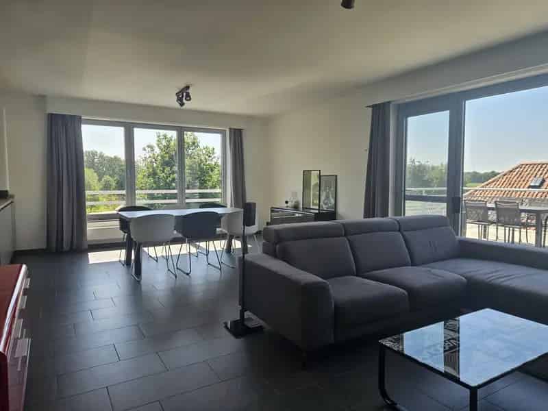 Appartement te koop 3 slaapkamers ruim terras
