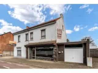 Handelspand met Woning te Koop - Koersel Centrum