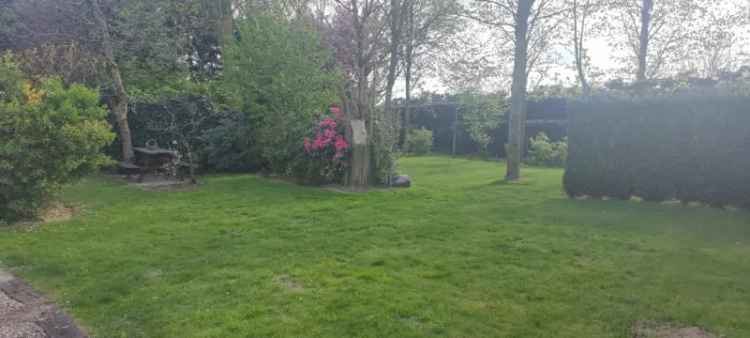 Huis te huur: Bungalow met grote tuin en garage