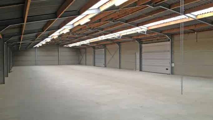 Magazijn te huur Brugge 682m²
