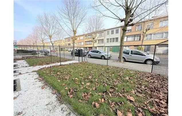 Huur 2 slaapkamer appartement van 74 m² in Antwerp