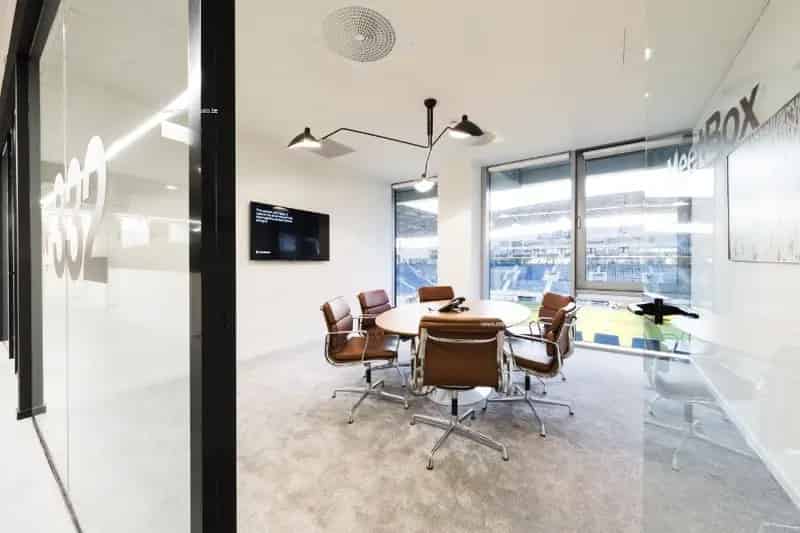 Nieuwbouw Kantoorruimte Gent: Moderne All-in Kantoren te Huur