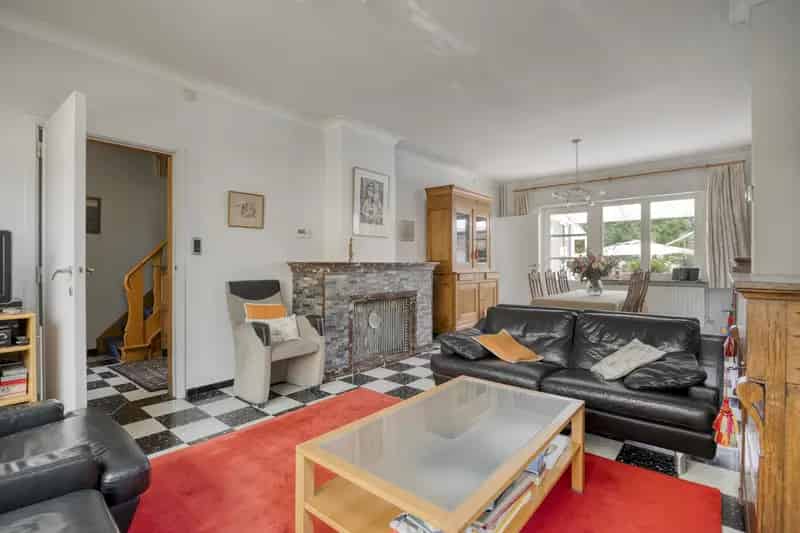 4 Slaapkamers Kessel Lo Tuin Garage Kelder