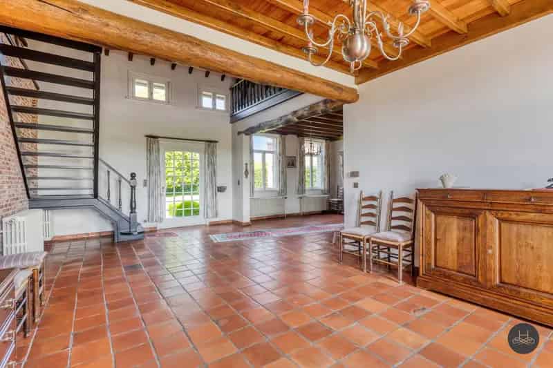 Authentieke Villa met Bijgebouw 46 Are