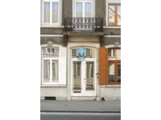 Huis te koop Ronse - Ruime herenwoning met potentieel