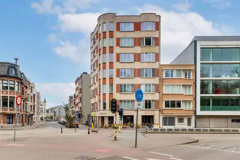Lichtrijke Studio te Koop Antwerpen Centrum
