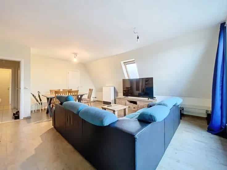 Appartement Te Koop Twee Slaapkamers Kantoor Terras 77m2