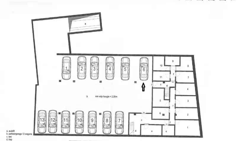 Ondergrondse Parkeerplaats met Autolift