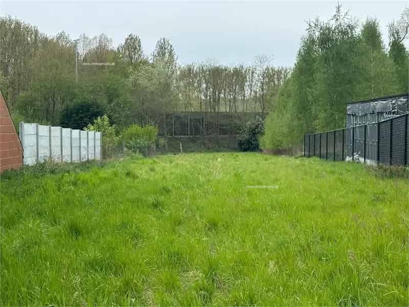 Huis te koop Erembodegem: Perceel 17are 34ca, Halfopen Bebouwing