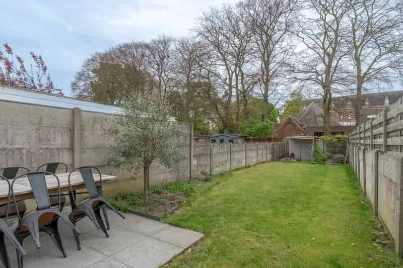 Stadswoning met Tuin Nabij Grote Markt