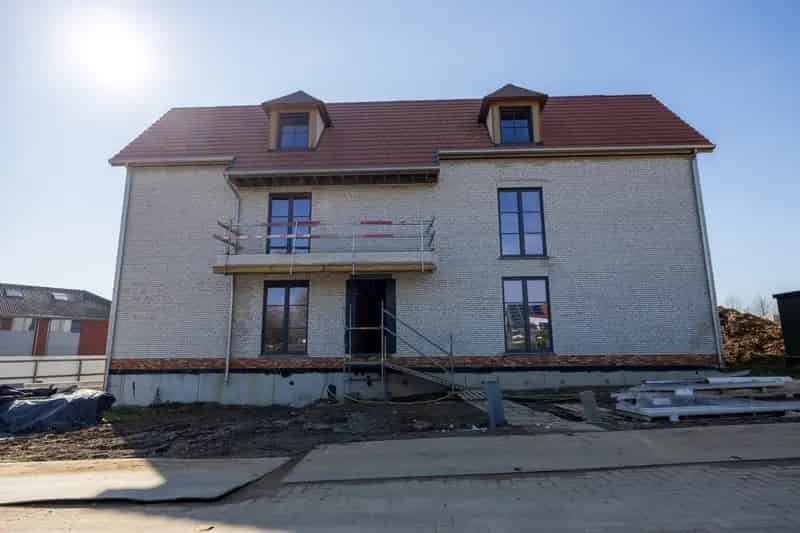 Luxueus Nieuwbouwappartement met Zonnig Terras