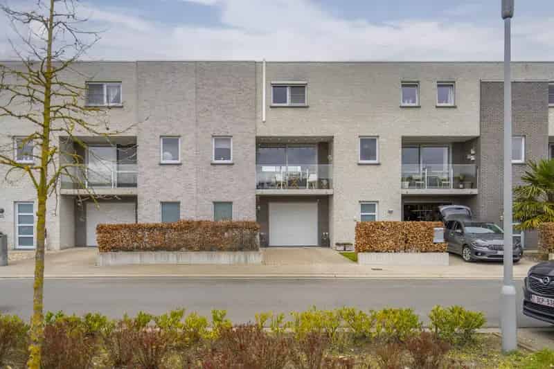Huis te koop in Heule: 3 slaapkamers, garage en tuin