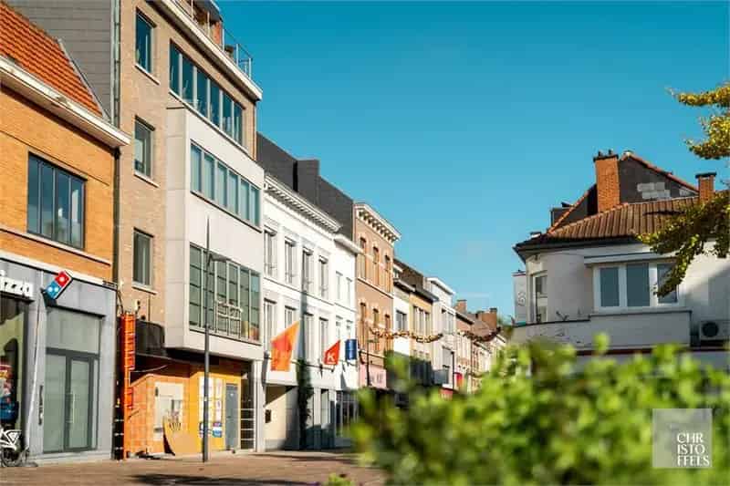 Handelspand te koop Tongeren: 408m² antiekmarkt