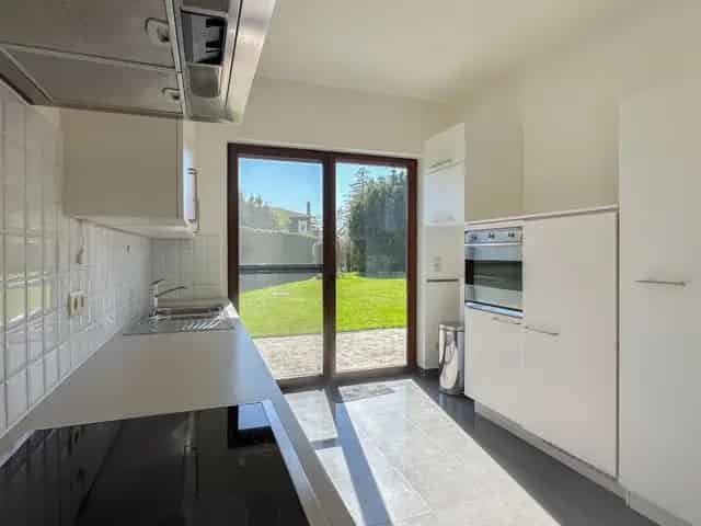 Villa te Waterloo 5 slaapkamers 2 badkamers tuin