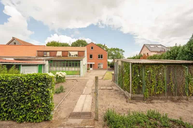Huis te koop: Ruime open bebouwing met grote tuin nabij Brugge