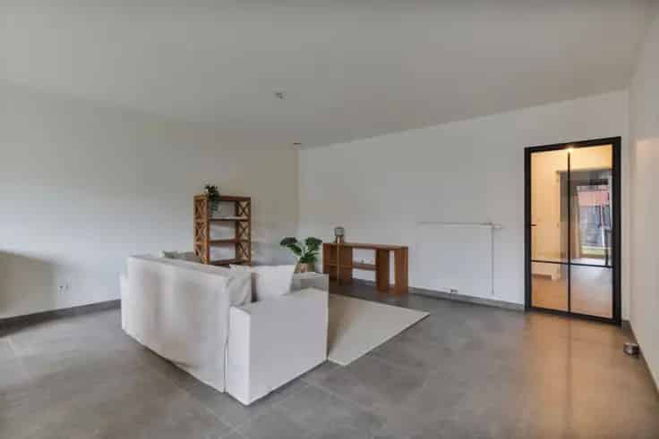 Gelijkvloersappartement te koop in Zele