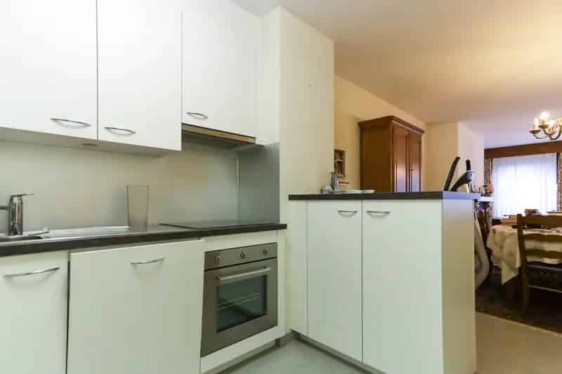 Appartement te koop Haasdonk - gerenoveerd glvl met garage